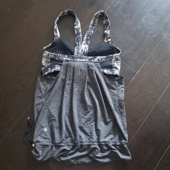 LuluLemon grey workout tank top - Picture 2 of 4